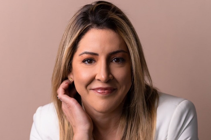 Flávia Lorenzetti - ceo - B&B