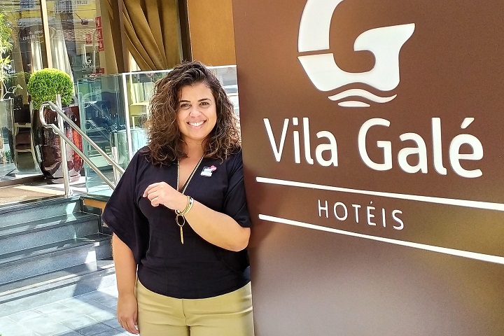 Luciana Lima - lobby - vila galé