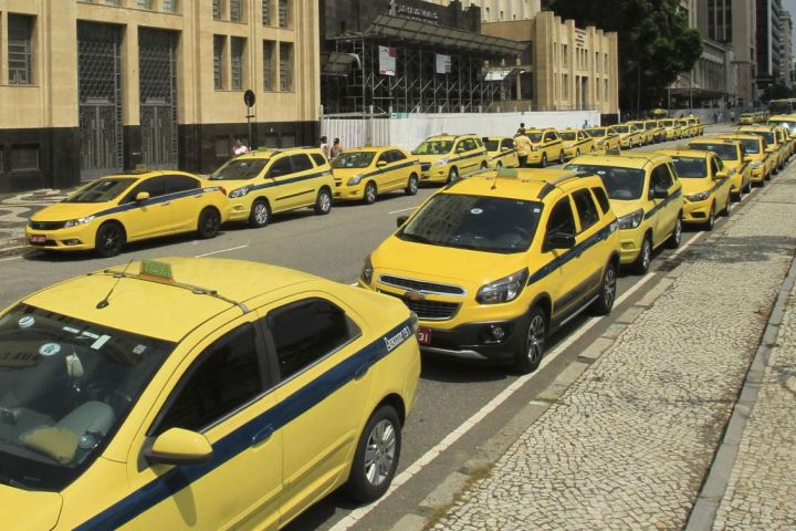 William Astolfi - opinião Uber x táxis_capa 1