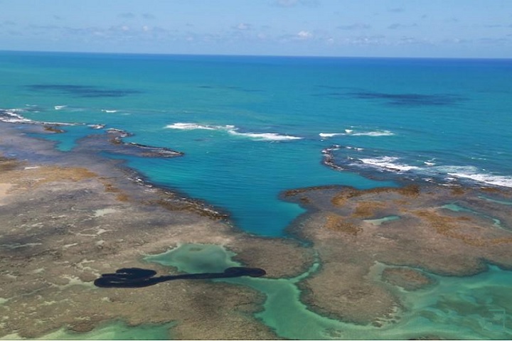 Abrolhos - suspensão visitação