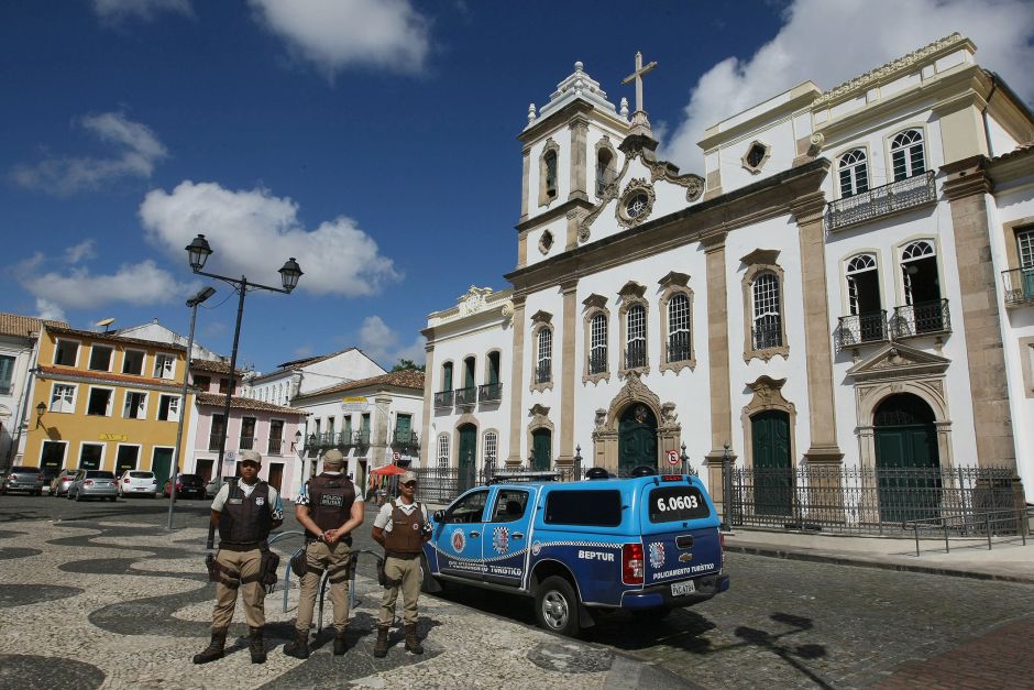 Setur-BA - policiais do Batalhão Turístico