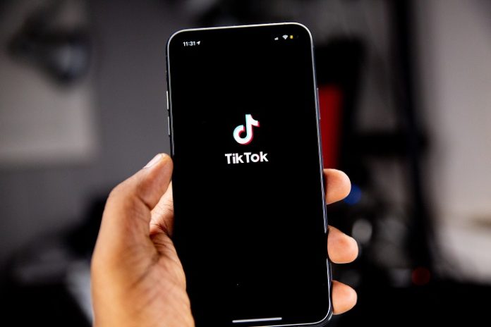 TikTok - Capa