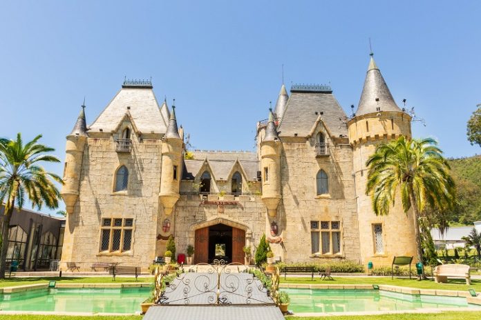 Castelo de Itaipava Hotéis - expansão e balanço