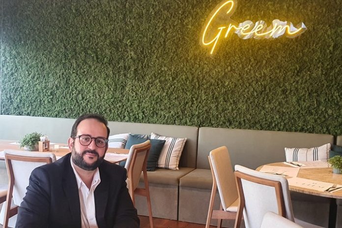 Claudio Castanheira - lobby - novotel morumbi