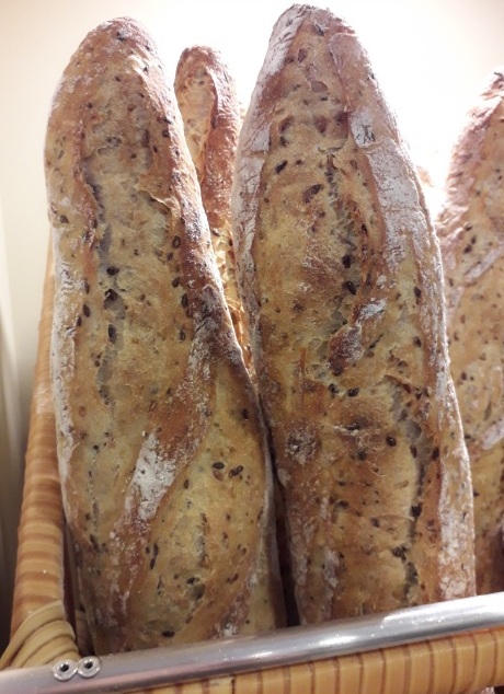 Padaria Jules - Baguetes_com_grãos