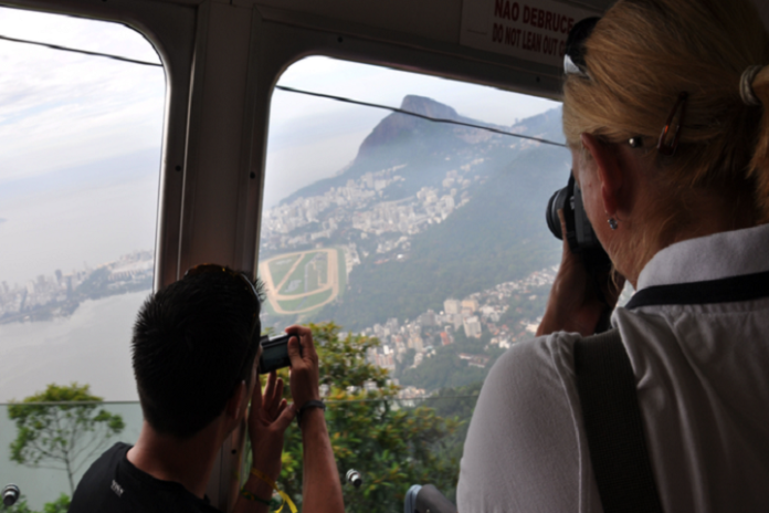 turistas estrangeiros - janeiro