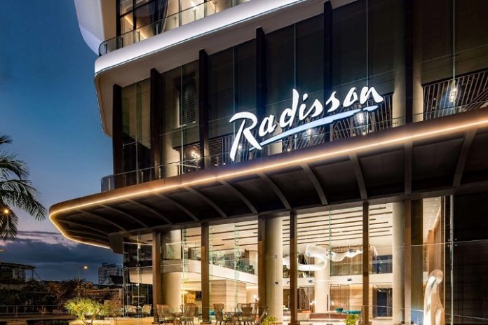 Radisson - Foto_capa