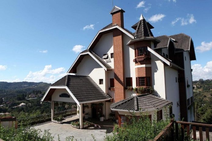 Summit Hotels - Foto_capa