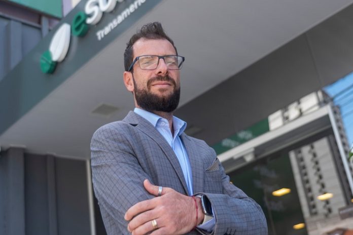 Wellington Contiero - Capa