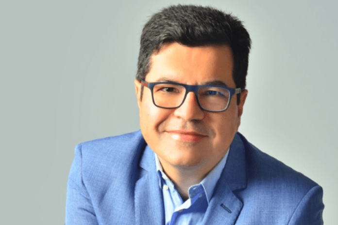 Três perguntas para Renilson Santos
