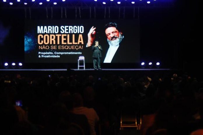 Ribalta abre nova fase com palestra de Mario Sergio Cortella