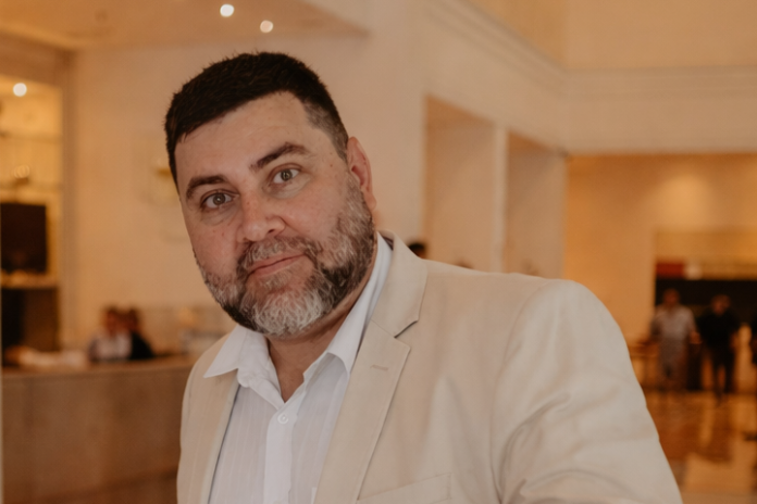 Três perguntas para Alessandro Ildefonso