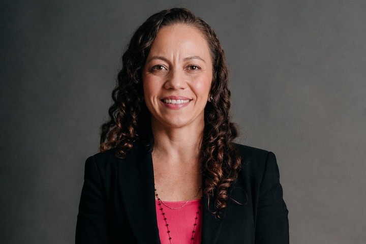 Caroline Constantino - Hplus Hotelaria - Pratas da casa hotelaria se fortalece promovendo talentos