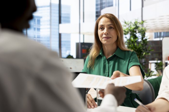 Mercado hoteleiro mantém vagas abertas
