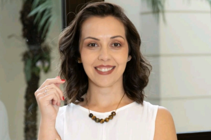 Marian Fermino - Capa