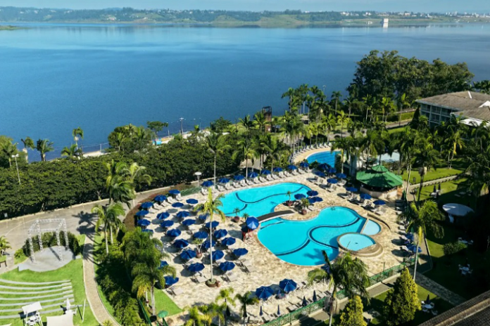 Club Med Lake Paradise - Capa
