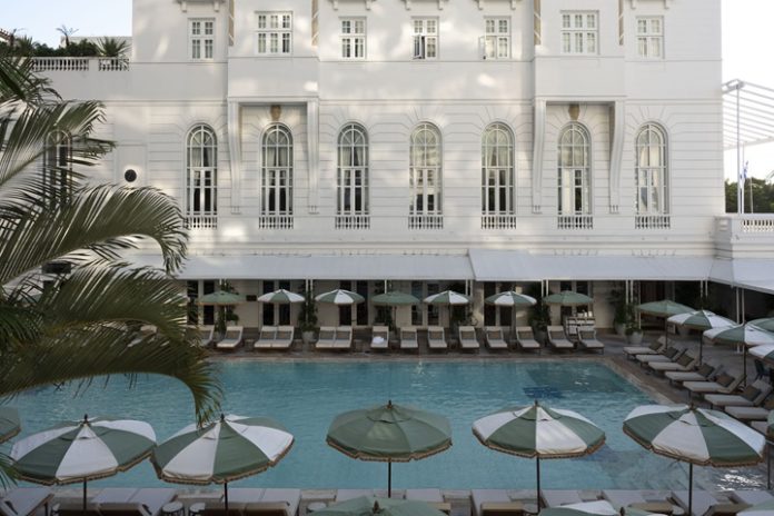 Copacabana Palace - capa